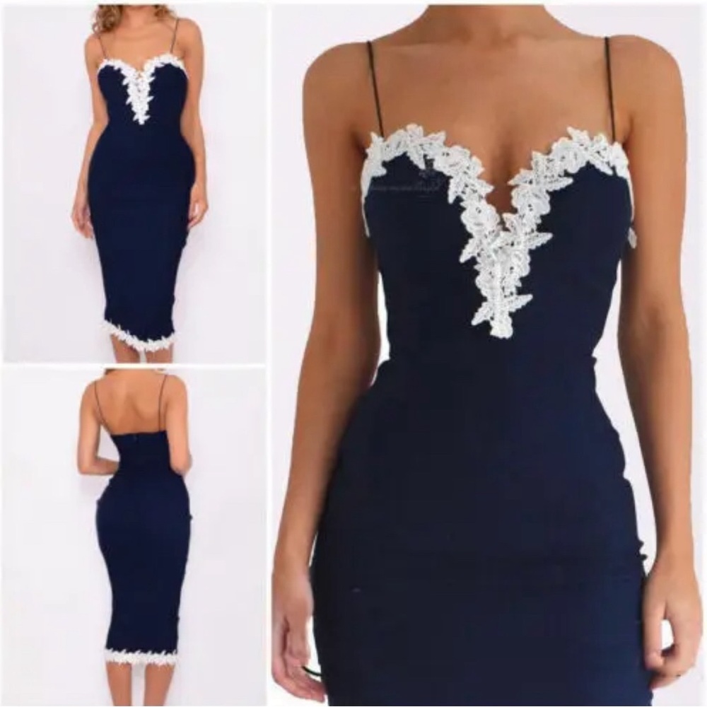 Blue and white floral bodycon dress